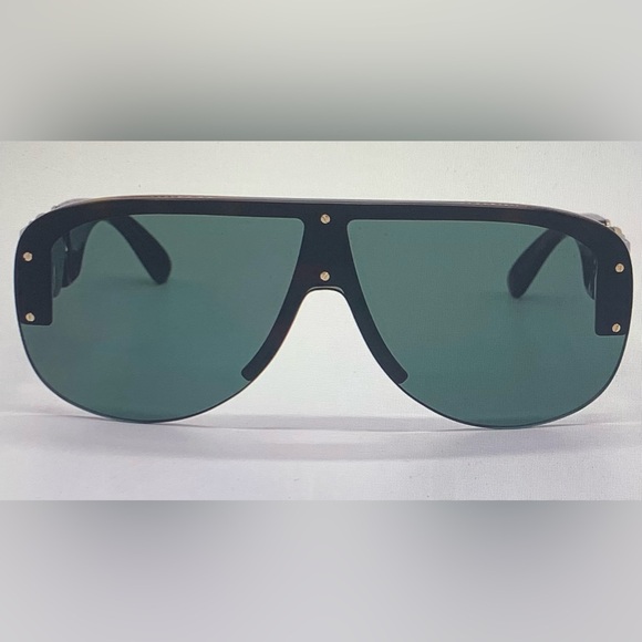 New Men’s Versace Sunglasses - Picture 9 of 9